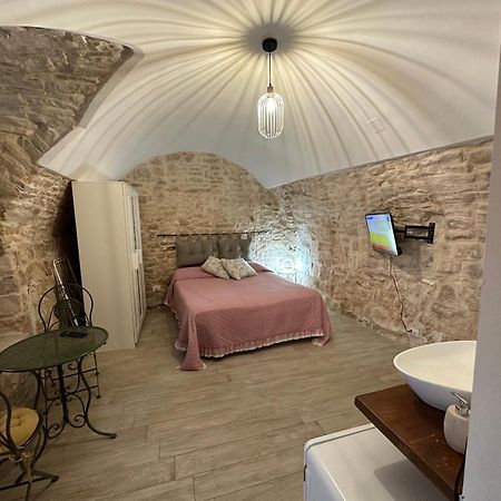 Giovinazzo Suite Pavone Griffi Exterior photo