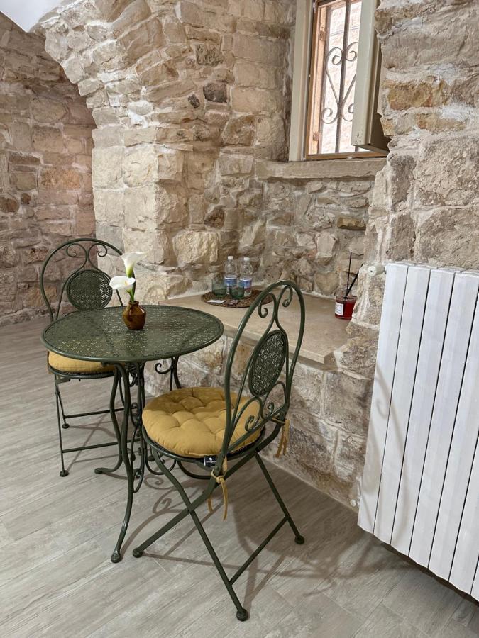 Giovinazzo Suite Pavone Griffi Exterior photo