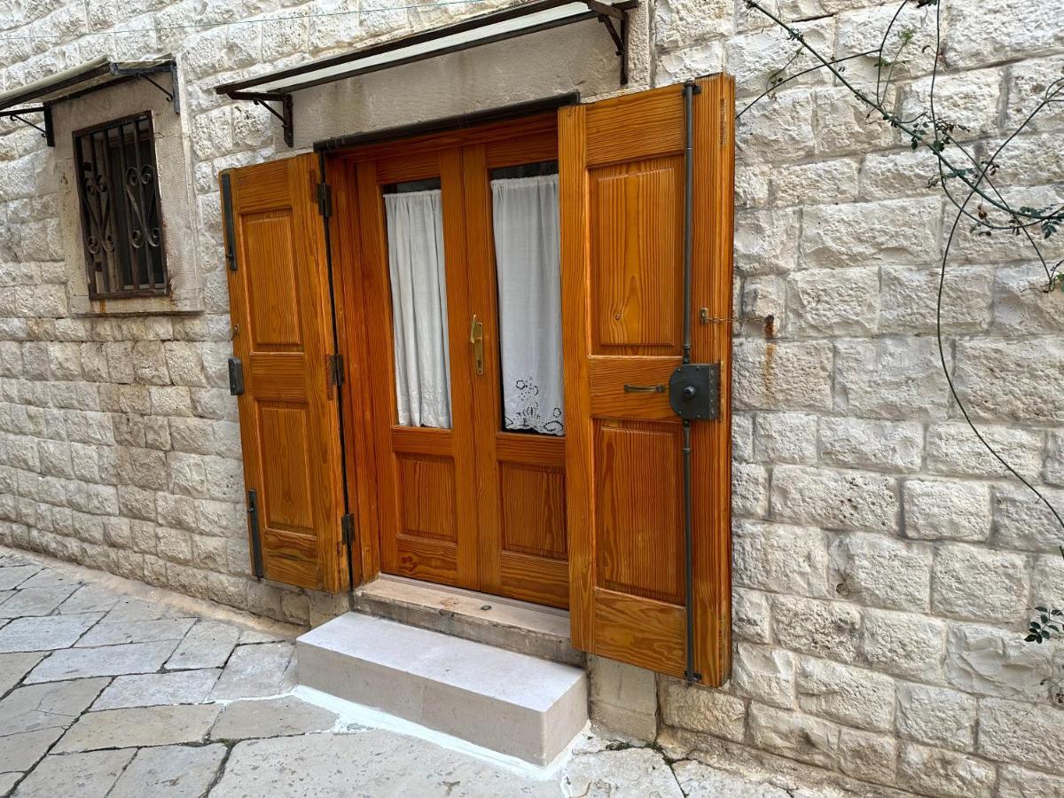 Giovinazzo Suite Pavone Griffi Exterior photo